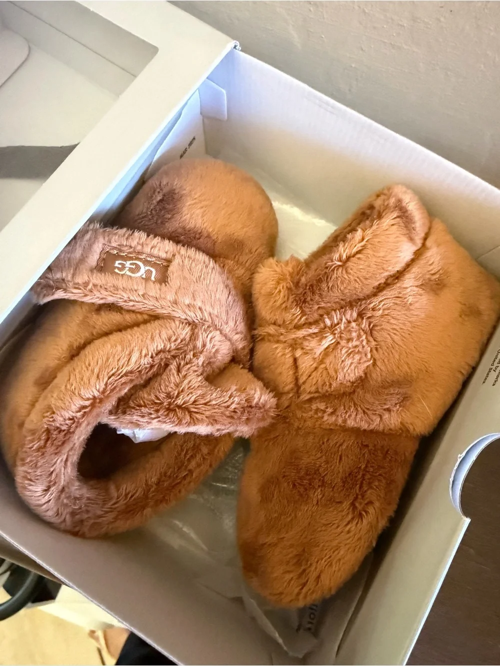 UGG Bixbee Booties Size 4/5 - Chestnut Tan